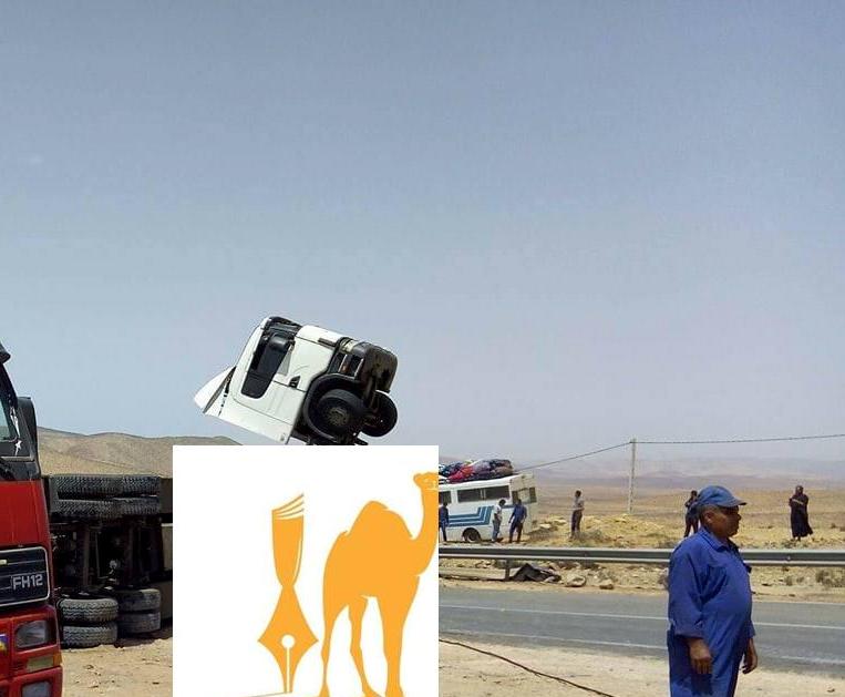 إنقلاب شاحنة يشل حركة المرور بين طانطان وكليميم لمدة ناهزت ثلاثة ساعات.