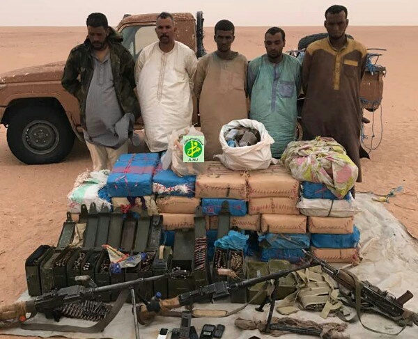 توقيف 5 مهربين بحوزتهم طن من المخدرات في الشمال الموريتاني
