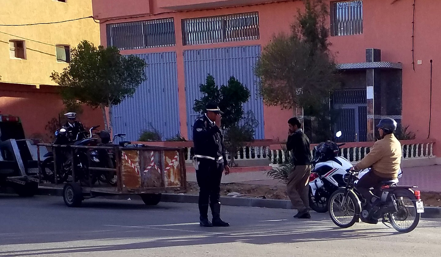 الأمن بمدينة العيون يحجز عشرات الدراجات النارية.