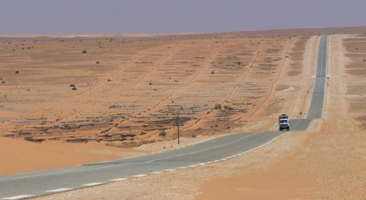 ثلاثة شاحنات مغربية تتسبب في غلق طريق نواكشوط  نواذيبو.