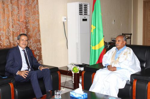 رئيس الجمعية الوطنية الموريتانية يستقبل سفير المغرب.