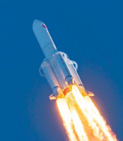 صاروخ صيني.. صعد للفضاء وسقط قرب نواكشوط