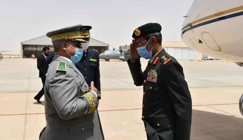 الركن حمد محمد ثاني الرميثي الإماراتي يلتقي بقادة عسكريين مغاربة وموريتانيين