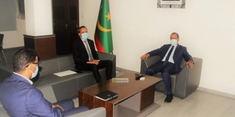 سفير المغرب بموريتانيا بمكتب وزير النقل
